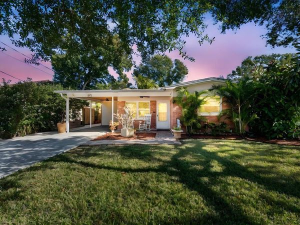 805 N LINCOLN AVENUE, TAMPA, FL 33609