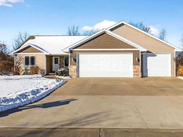 1519 REMINGTON ROAD, Neenah, WI 54956
