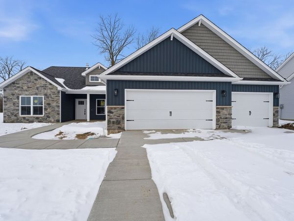 902 S Hoke Avenue, Frankfort, IN 46041