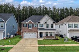 604 Dunswell Drive photo 4