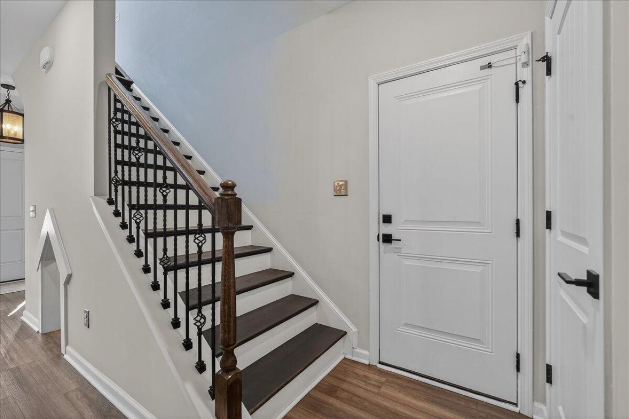 604 Dunswell Drive Photo 21