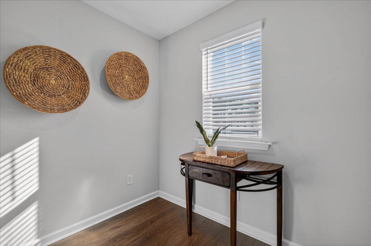 604 Dunswell Drive Photo 22