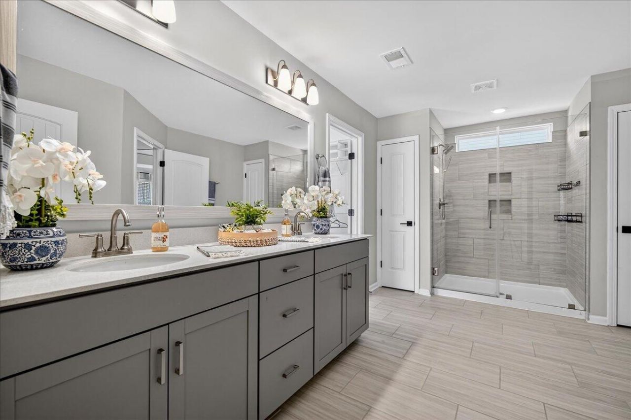 604 Dunswell Drive Photo 34