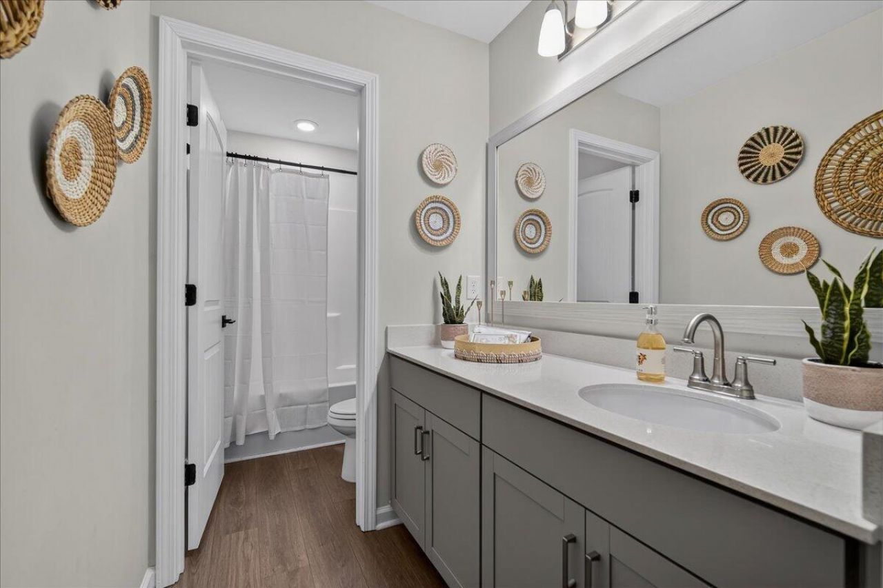 604 Dunswell Drive Photo 36