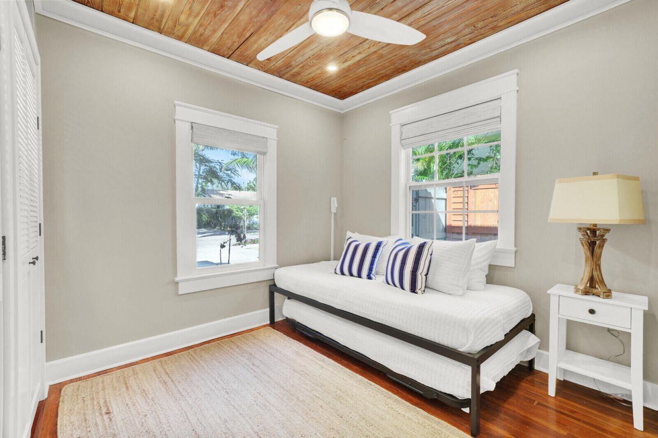 744 Penn Street, West Palm Beach, FL 33401 Photo