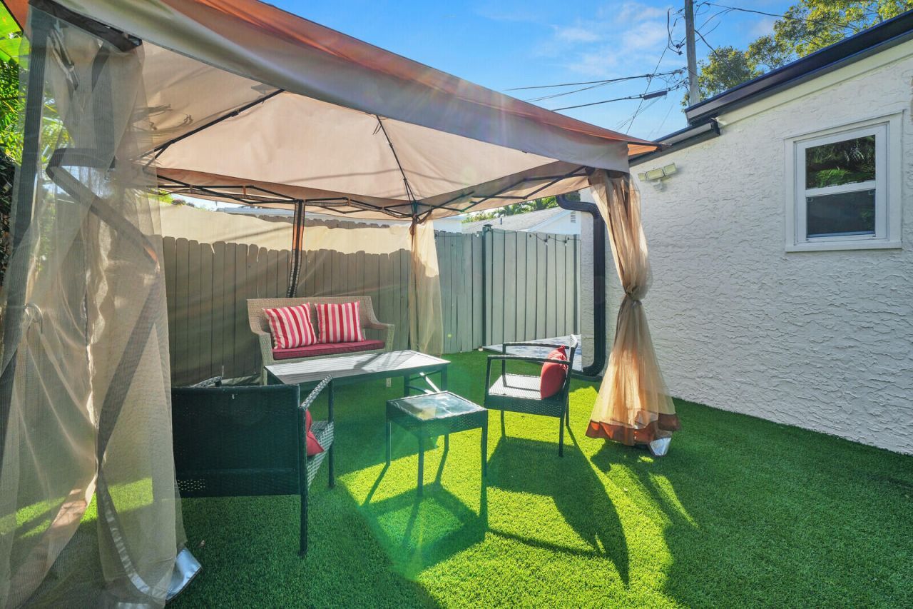 744 Penn Street, West Palm Beach, FL 33401 Photo