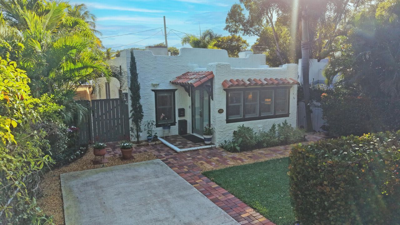 744 Penn Street, West Palm Beach, FL 33401 Photo
