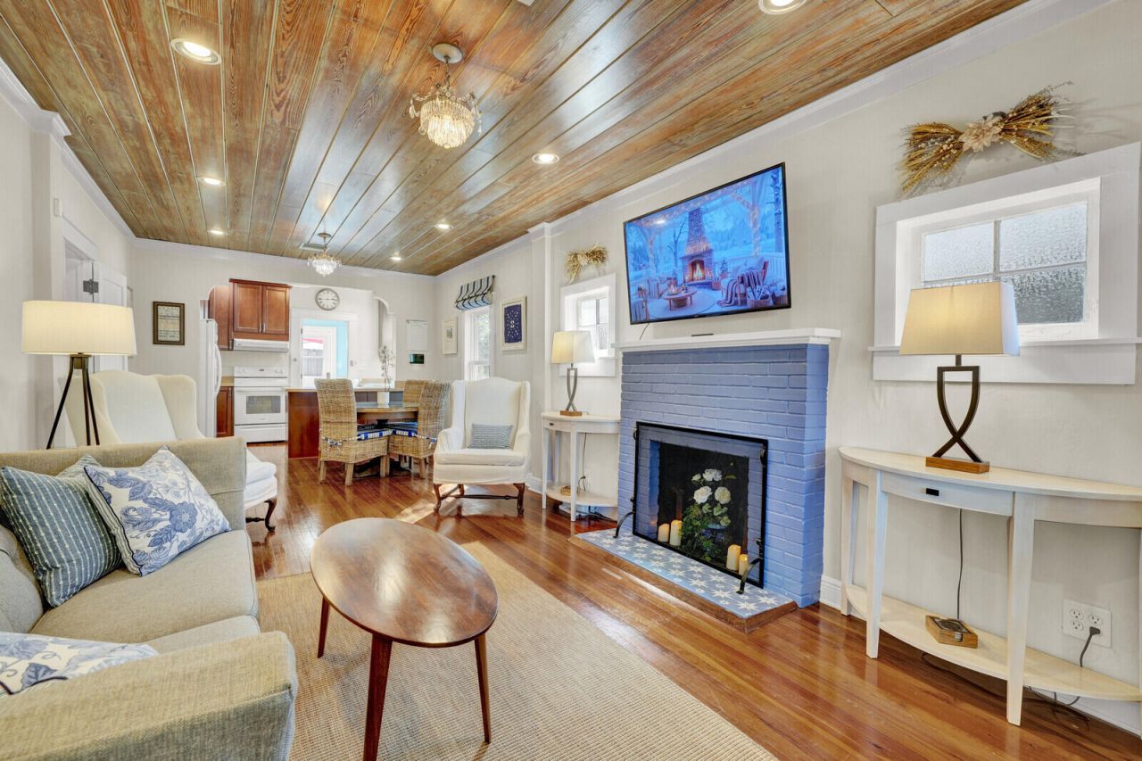 744 Penn Street, West Palm Beach, FL 33401 Photo