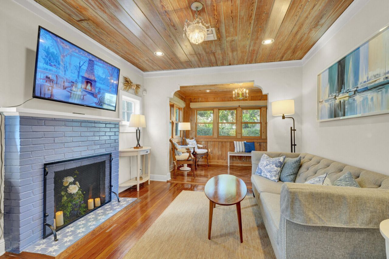 744 Penn Street, West Palm Beach, FL 33401 Photo