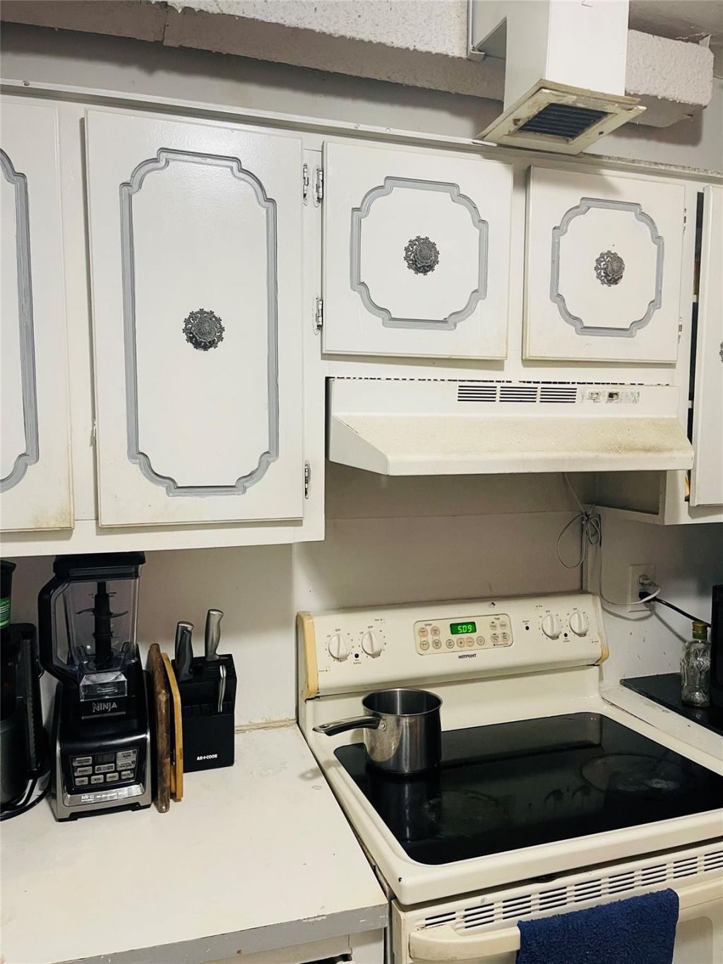 3301 Spanish Moss Terrace, Unit 610, Lauderhill, FL 33319 Photo