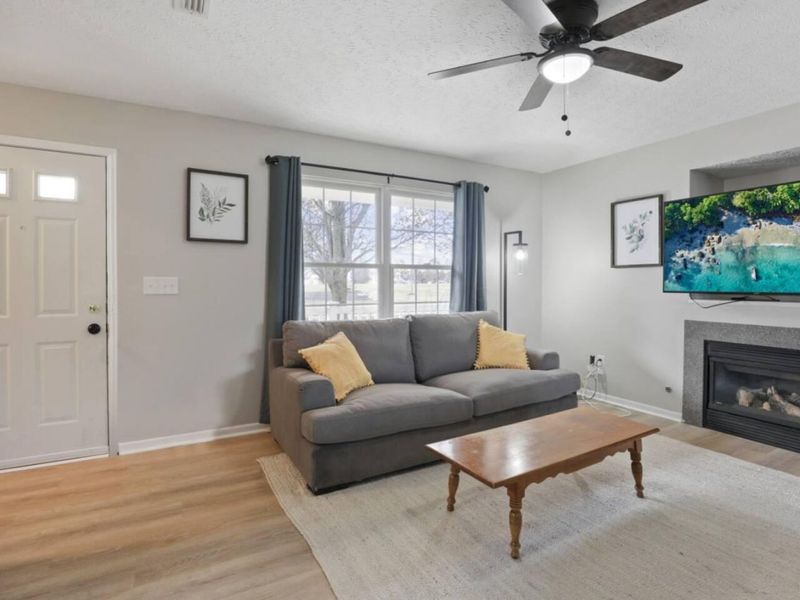 1374 Chickweed Street, Blacklick, OH 43004 Photo 2