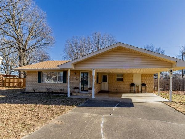 1115 Cheyenne Trail, Springdale, AR 72762