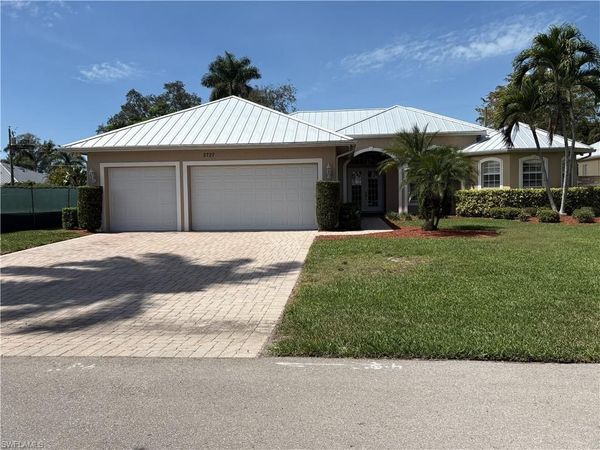 2727 13th ST N, NAPLES, FL 34103