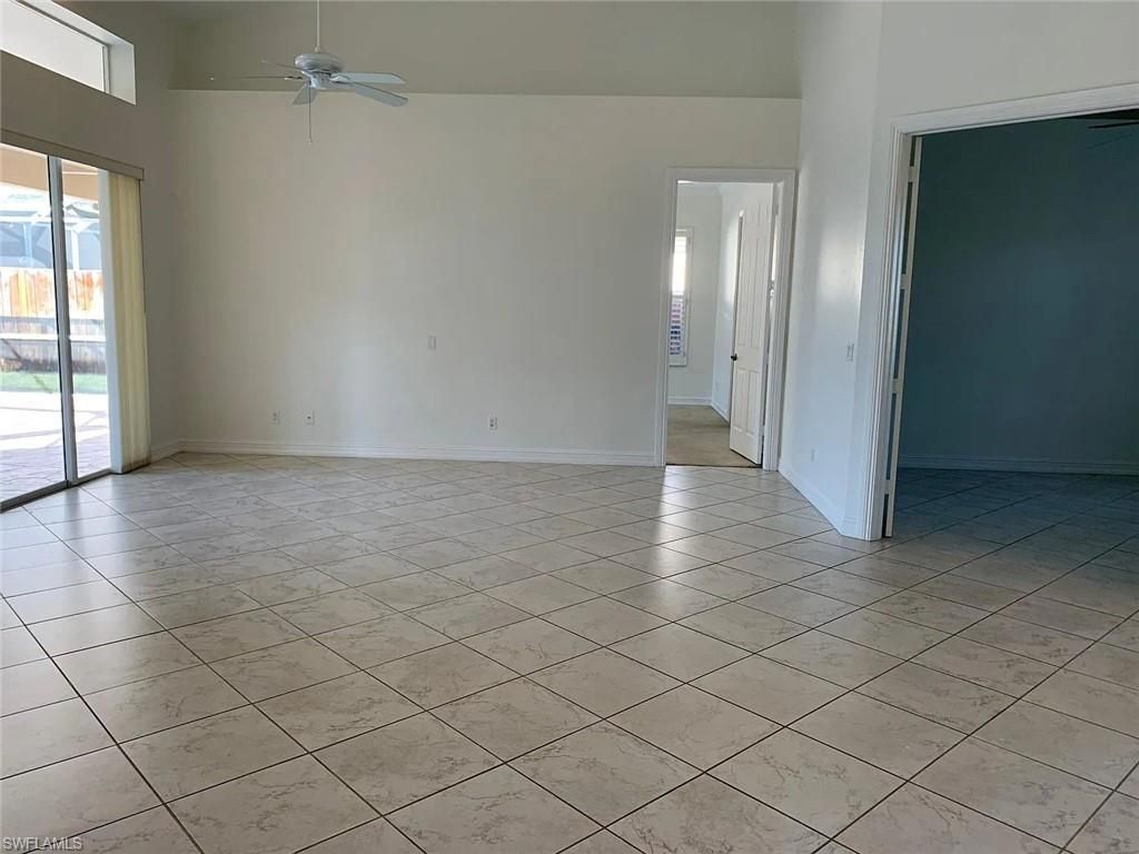 2727 13th St N, Naples, FL 34103 Photo