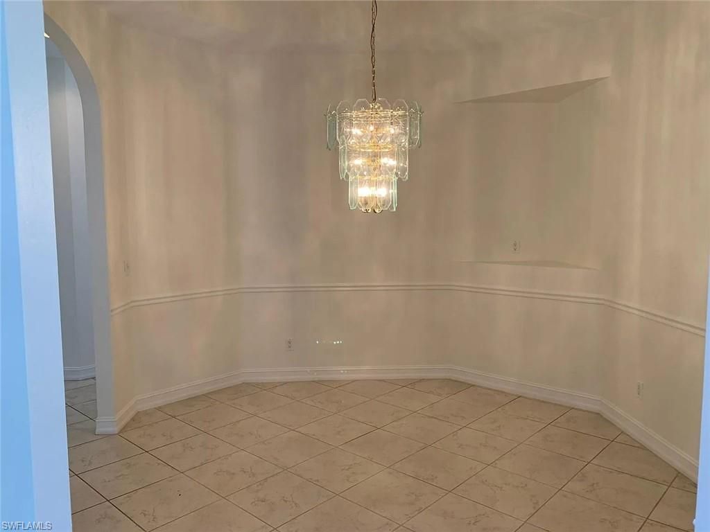 2727 13th St N, Naples, FL 34103 Photo