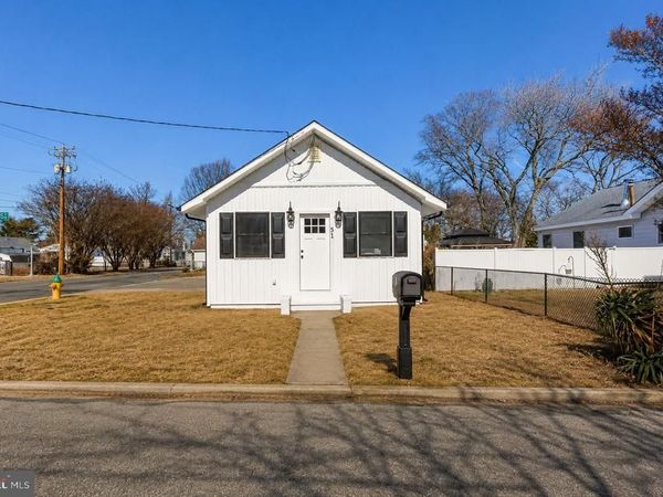 51 W NEW YORK AVENUE, VILLAS, NJ 08251
