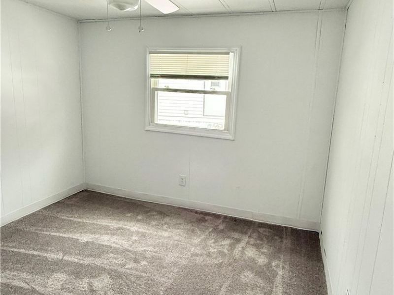 13675 Cleveland Avenue NW, Uniontown, OH 44685 Photo 14