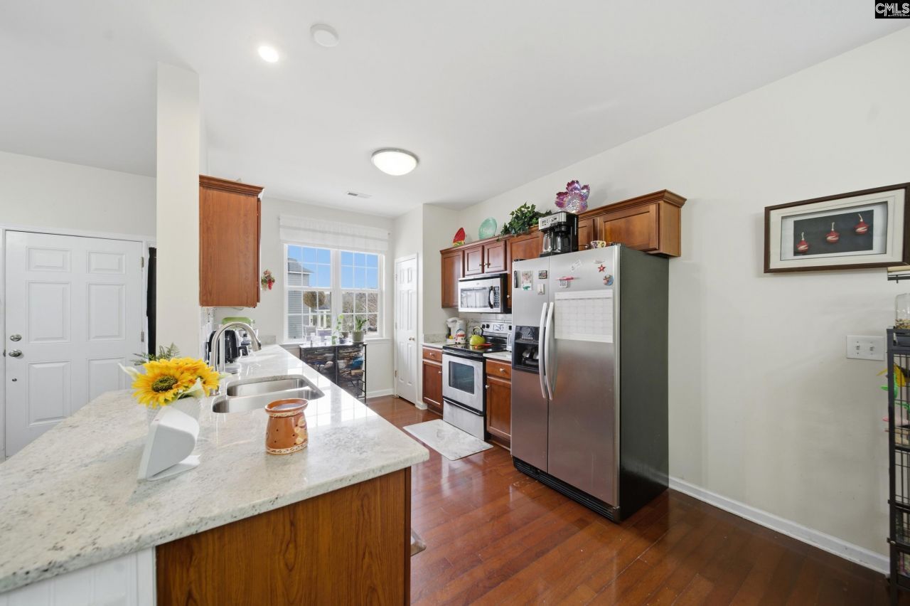 622 Harbour Pointe Drive Photo 10