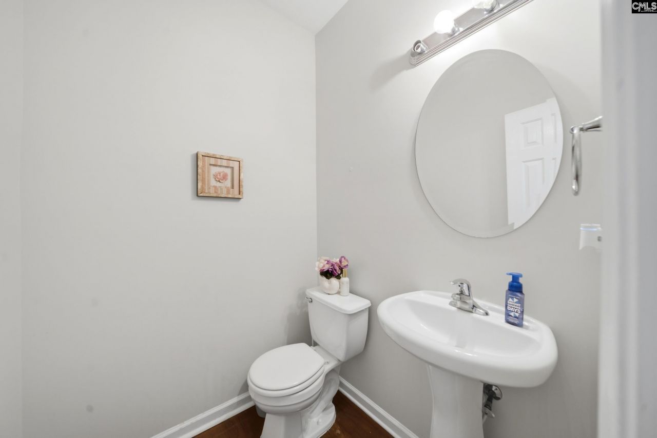 622 Harbour Pointe Drive Photo 12