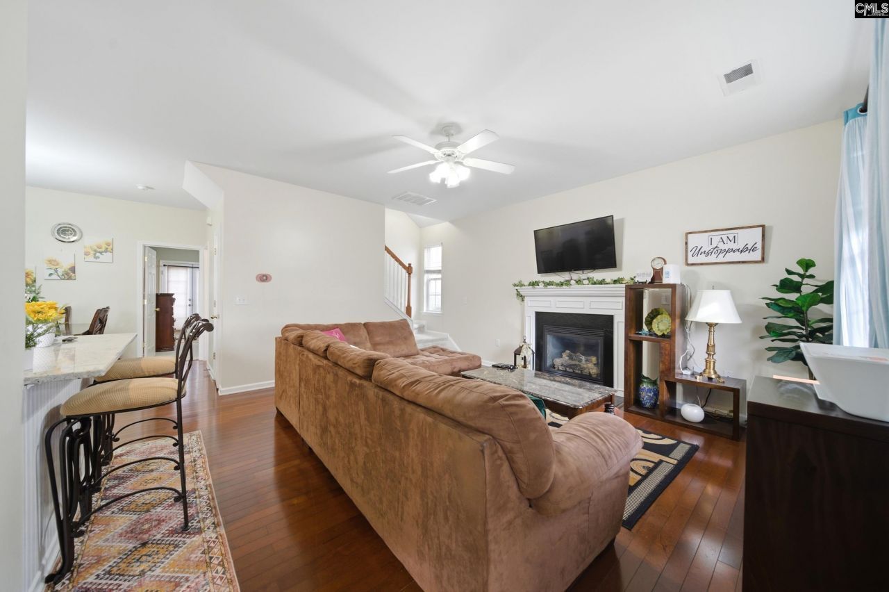 622 Harbour Pointe Drive Photo 4