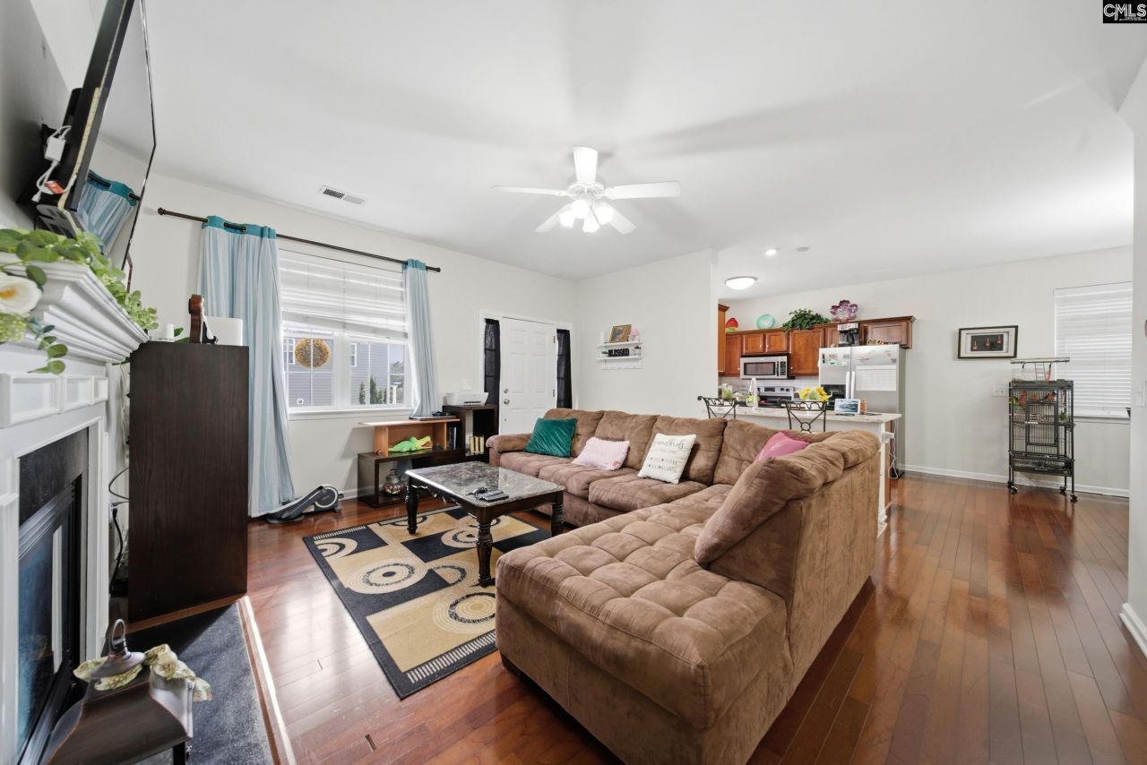 622 Harbour Pointe Drive Photo 6