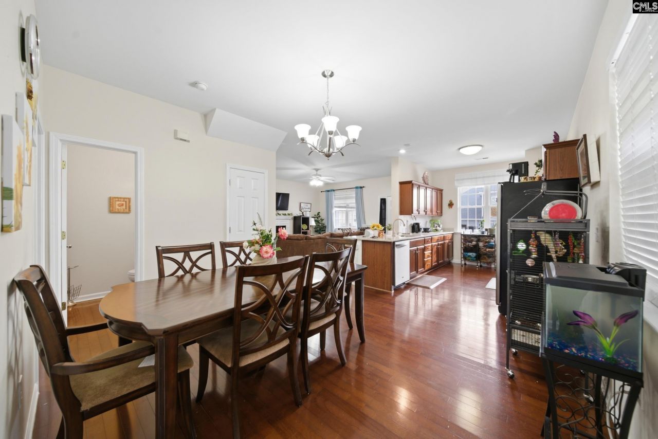 622 Harbour Pointe Drive Photo 9