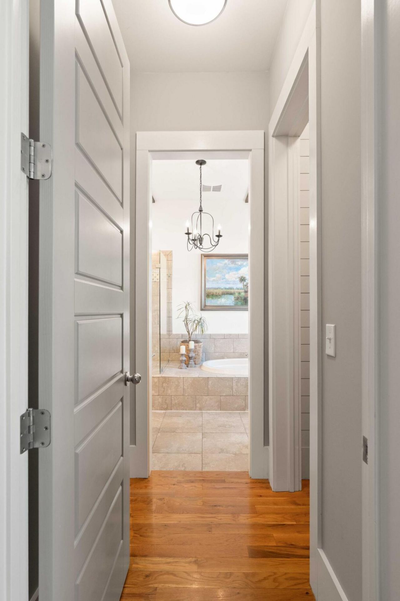 2540 Charter Oaks Drive Photo 20