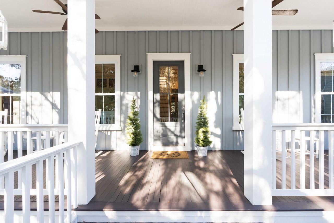 2540 Charter Oaks Drive Photo 4