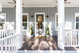 2540 Charter Oaks Drive photo 4