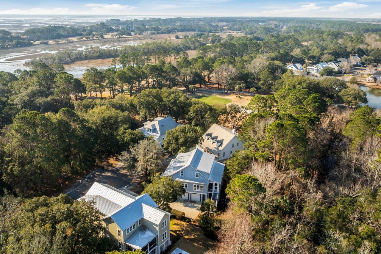 2540 Charter Oaks Drive Photo 46