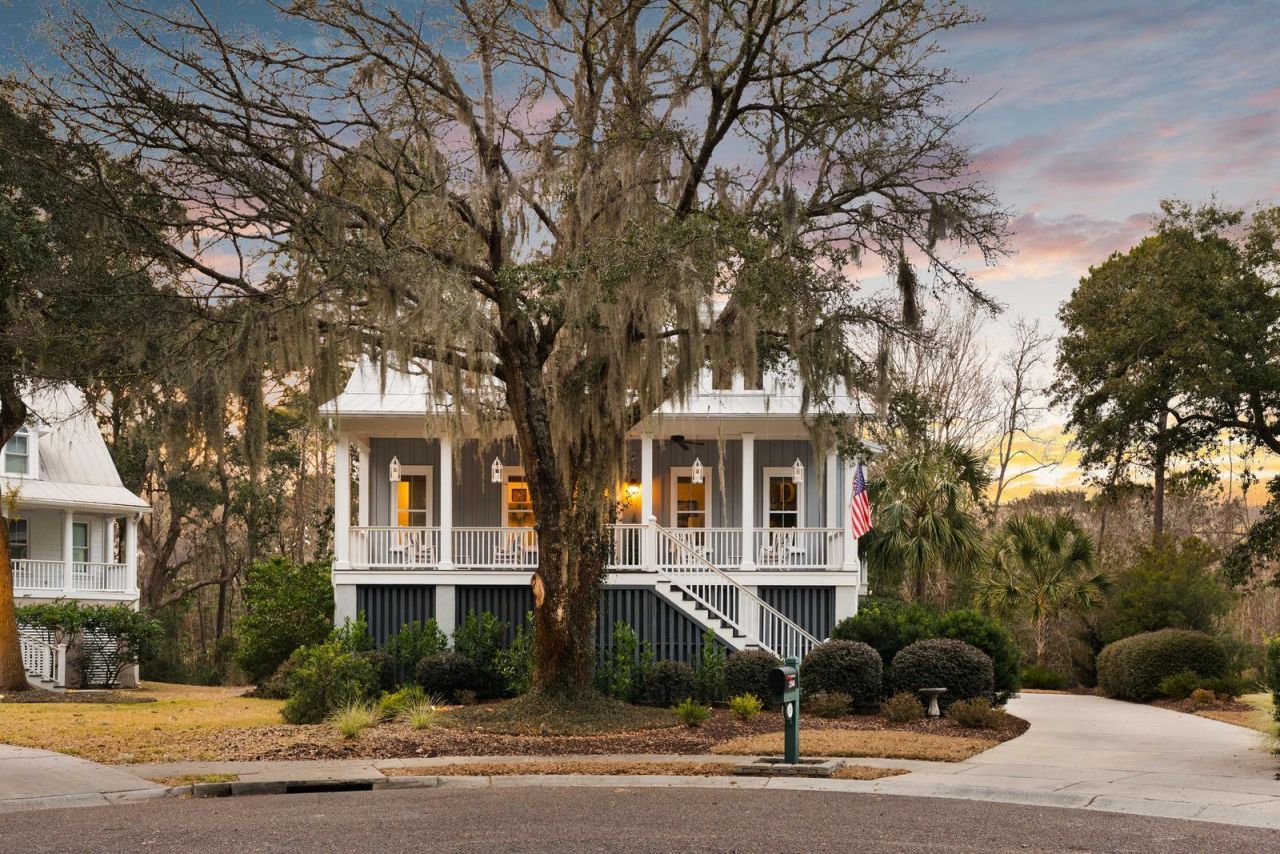 2540 Charter Oaks Drive Photo 50