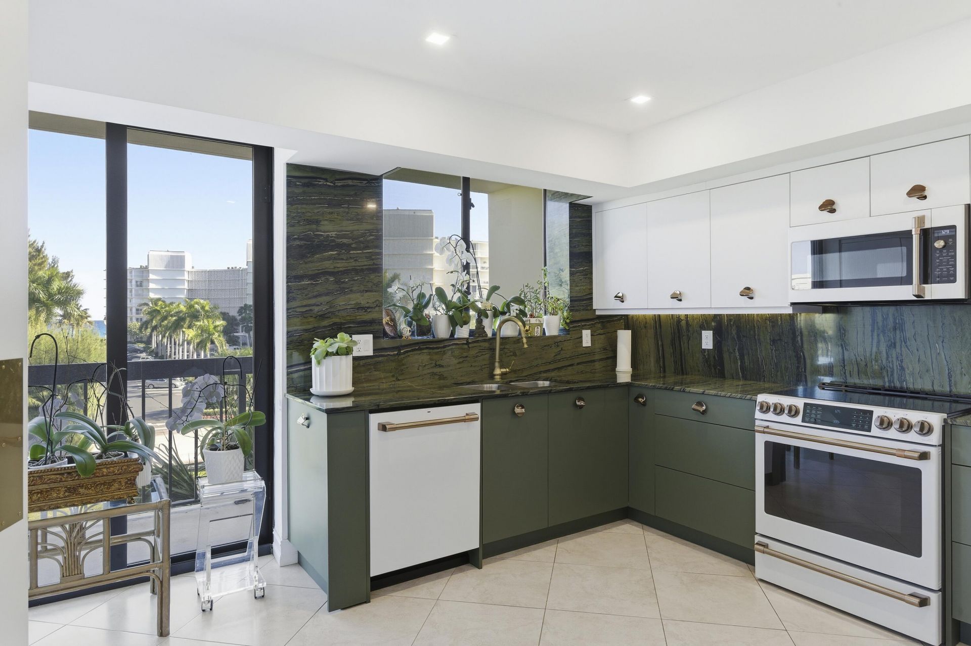 2778 S Ocean Boulevard, Unit 305s, Palm Beach, FL 33480 Photo