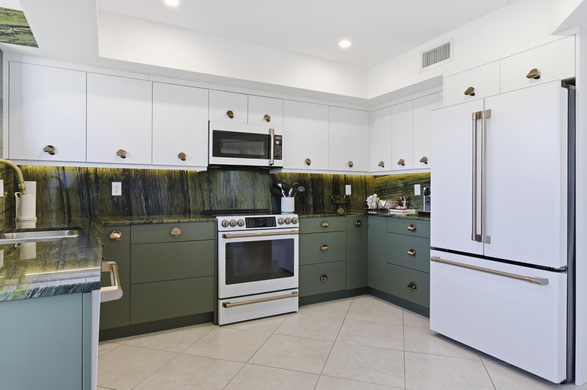 2778 S Ocean Boulevard, Unit 305s, Palm Beach, FL 33480 Photo