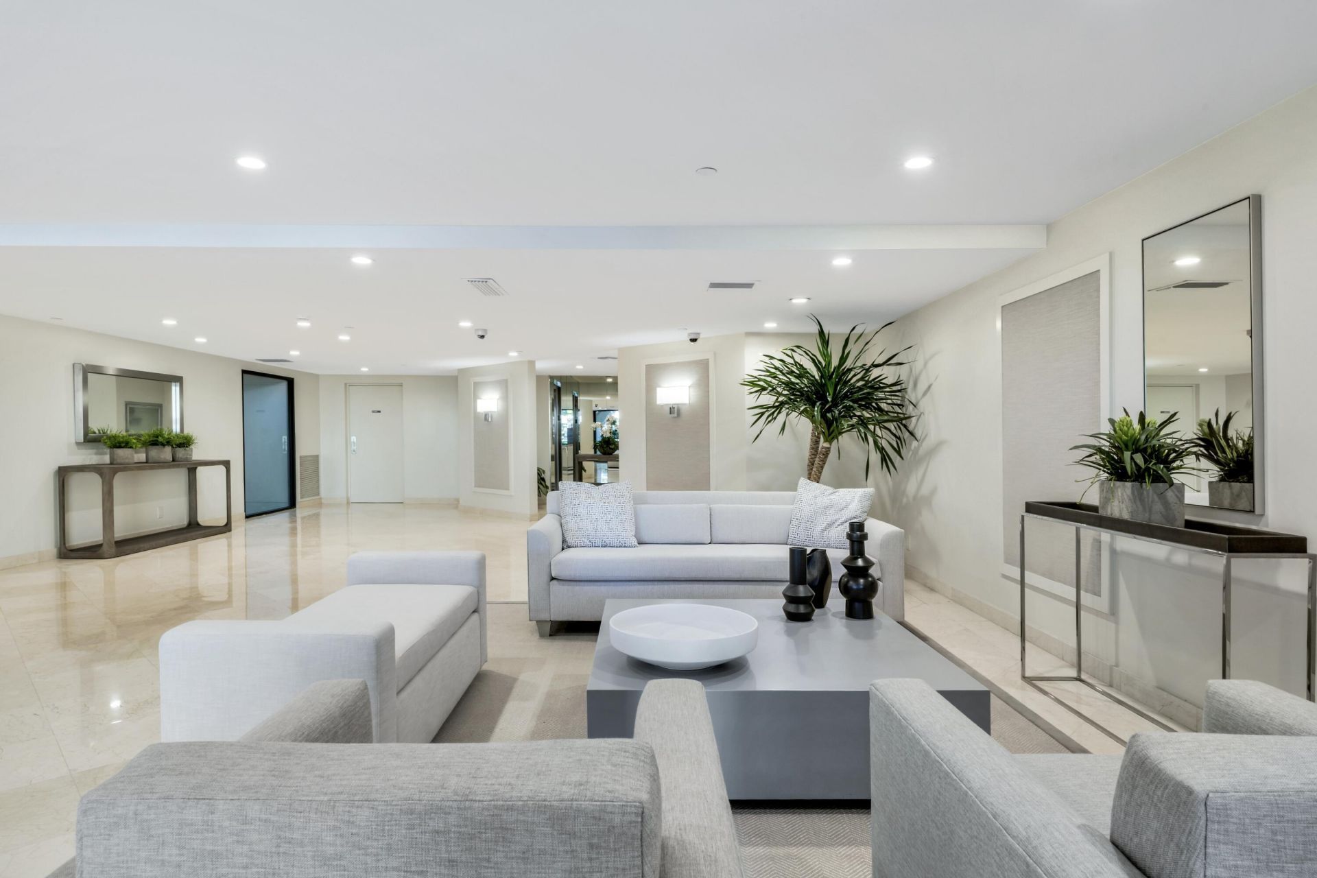 2778 S Ocean Boulevard, Unit 305s, Palm Beach, FL 33480 Photo