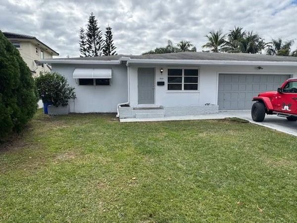 1530 Garfield Street, Unit 1530, Hollywood, FL 33020