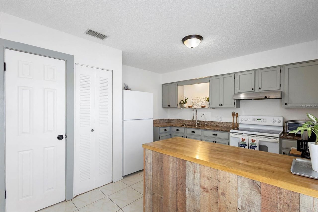 2771 S Slater Drive, Deltona, FL 32738 Photo