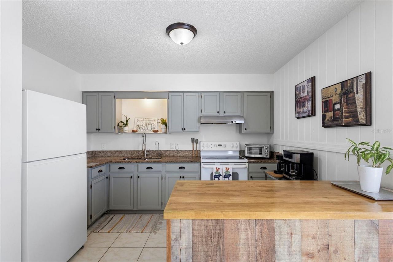 2771 S Slater Drive, Deltona, FL 32738 Photo