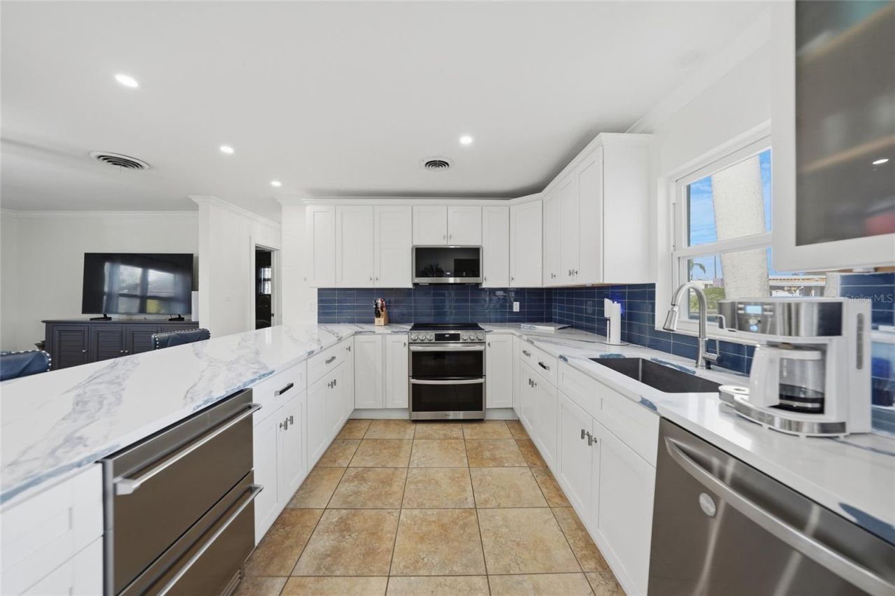 8416 Riverside Drive, Punta Gorda, FL 33982 Photo