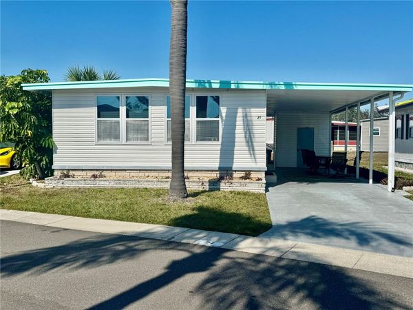 7901 N 40TH AVENUE N, Unit 21, ST PETERSBURG, FL 33709