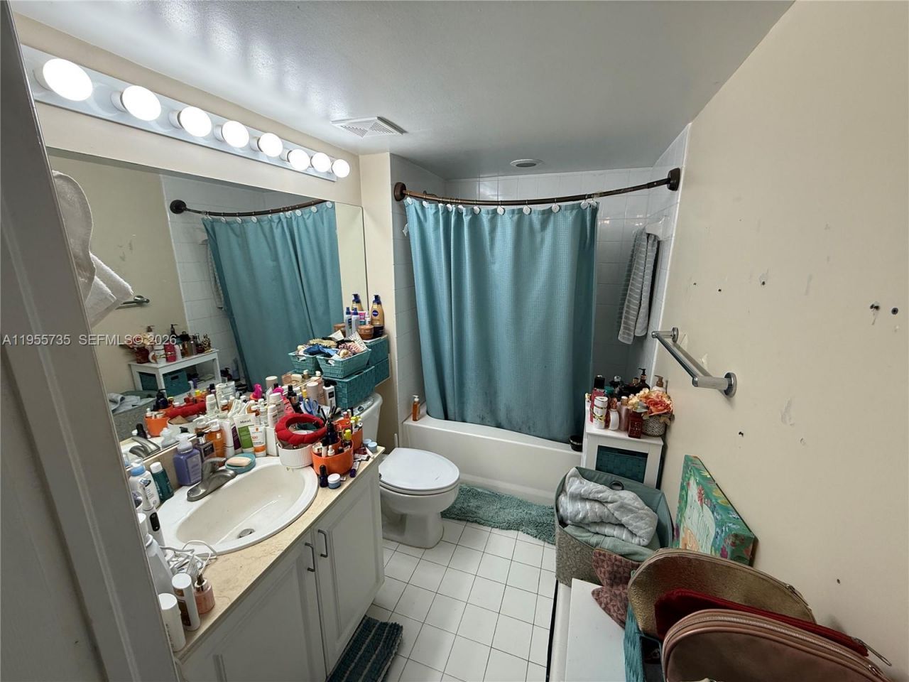 1155 Brickell Bay Dr , Unit 1006, Miami, FL 33131 Photo