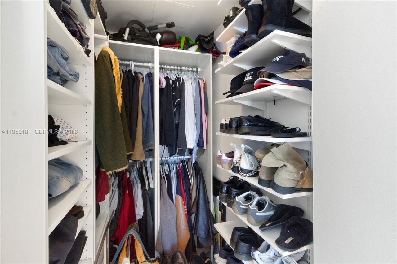 1100 S Miami Ave , Unit 1609, Miami, FL 33130 Photo