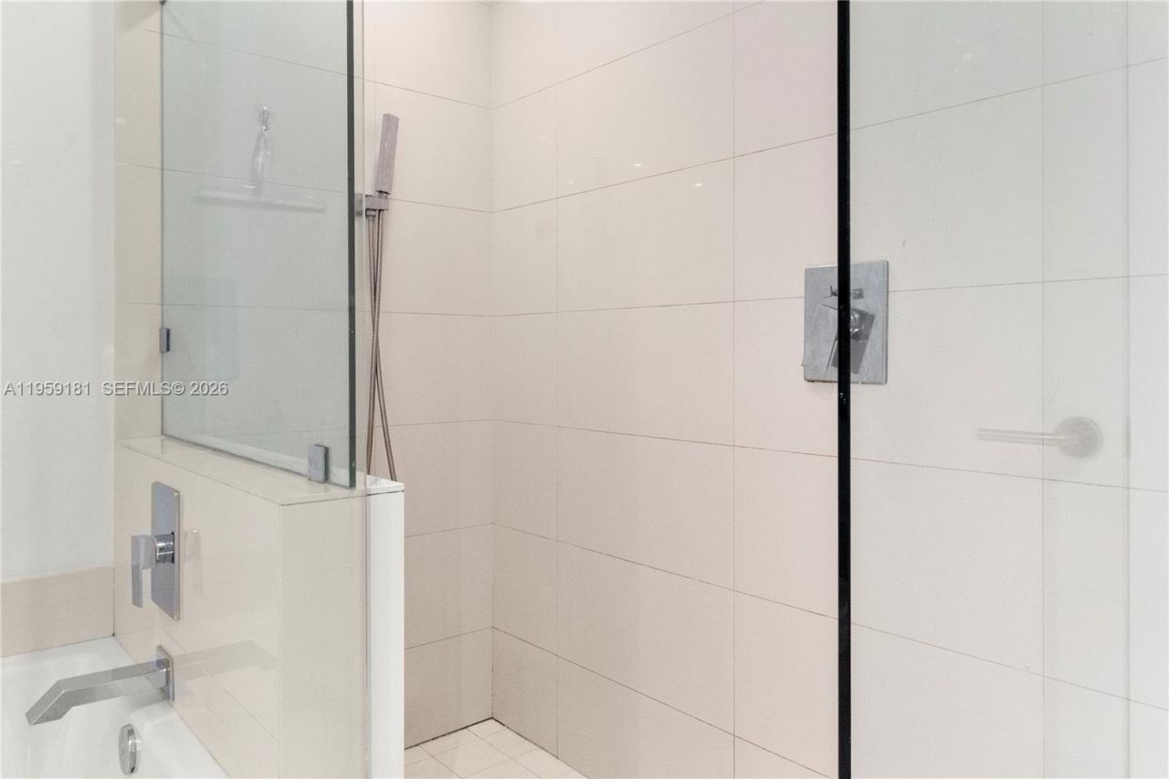 1100 S Miami Ave , Unit 1609, Miami, FL 33130 Photo