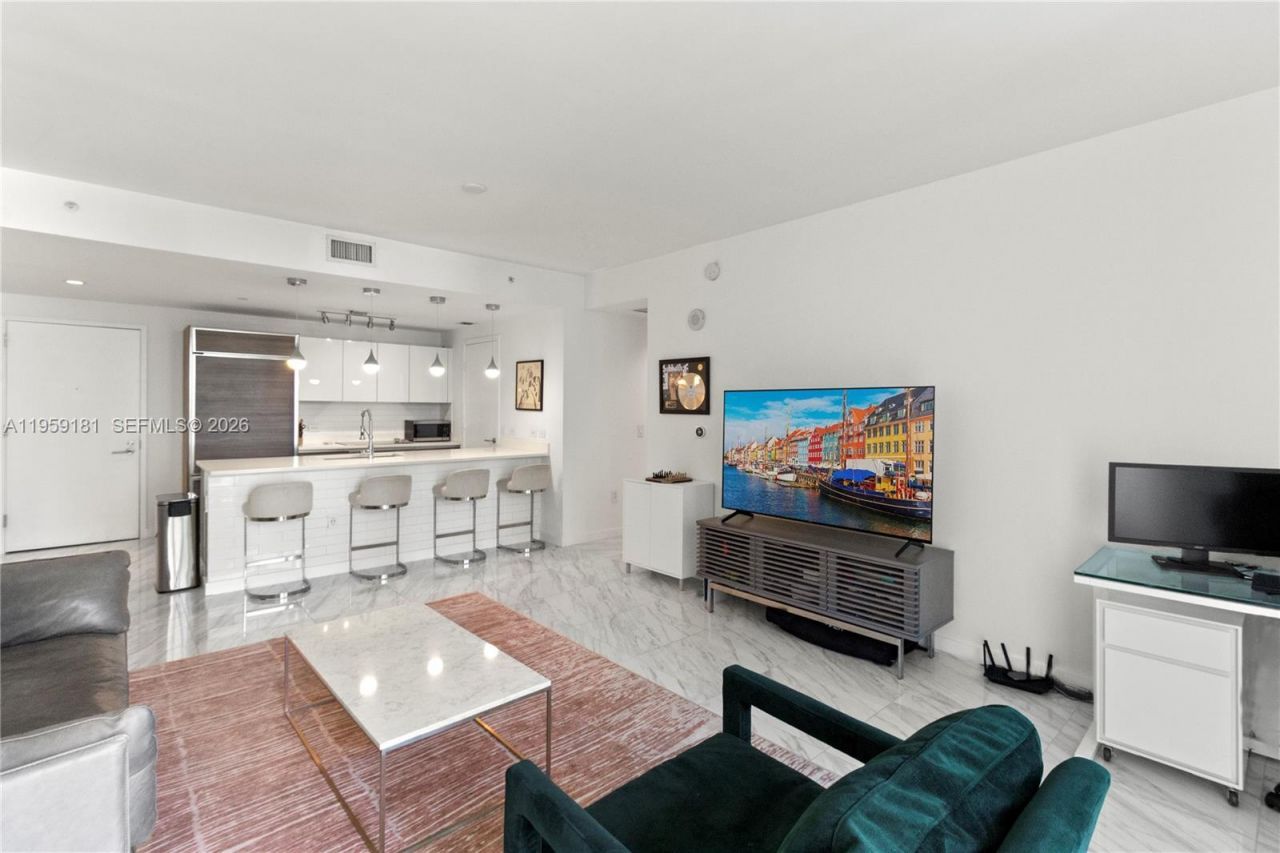 1100 S Miami Ave , Unit 1609, Miami, FL 33130 Photo