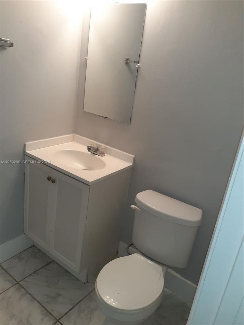 5842 NW 21st St, Unit 42-B, Lauderhill, FL 33313 Photo