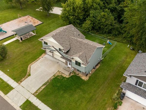 435 Highview Loop SE, Pine City, MN 55063