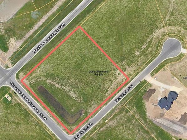 2962 Glenwood Road SW, Rochester, MN 55902