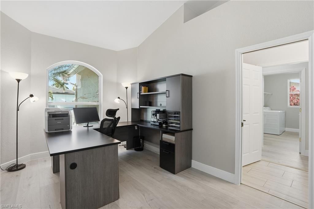 5267 Stratford Ct, Cape Coral, FL 33904 Photo