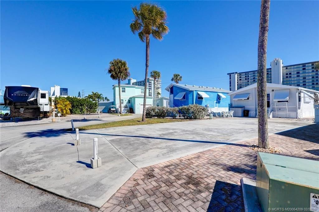 10725 S Ocean Drive, Lot #471, Jensen Beach, FL 34957 Photo