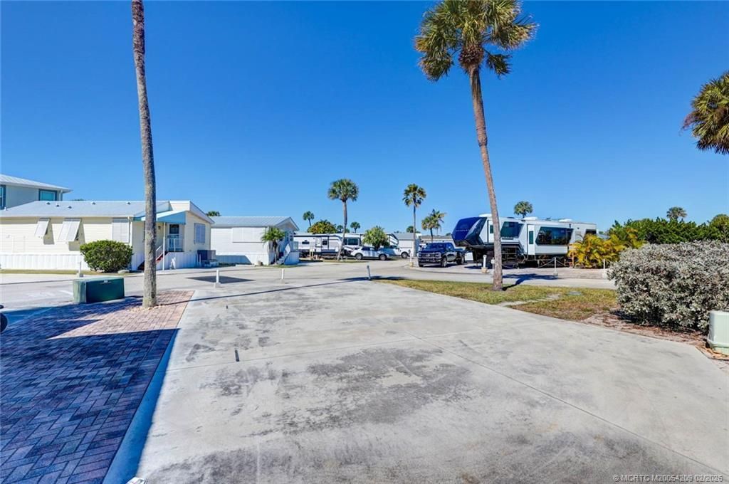 10725 S Ocean Drive, Lot #471, Jensen Beach, FL 34957 Photo