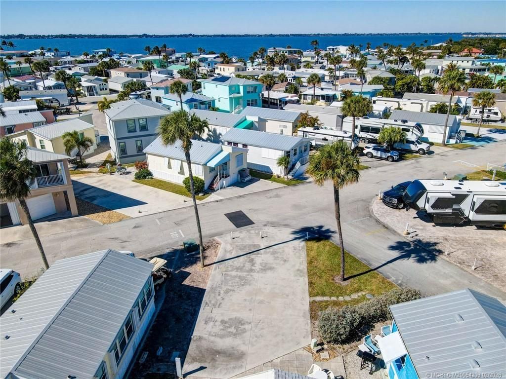 10725 S Ocean Drive, Lot #471, Jensen Beach, FL 34957 Photo